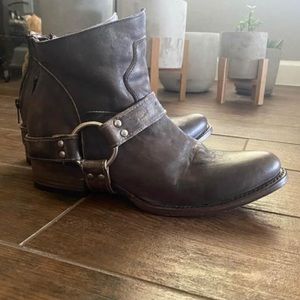 Freebird Black Santiago Boot 10 NEVER WORN